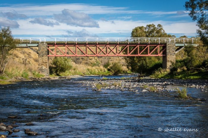 Hyde- Macraes Rd Historic Bridge & Taieri River Anglers Access